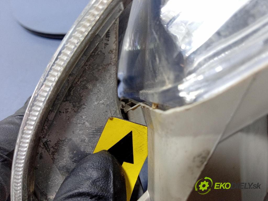 Skoda Octavia 2008 světlo v pravo: 20-6231