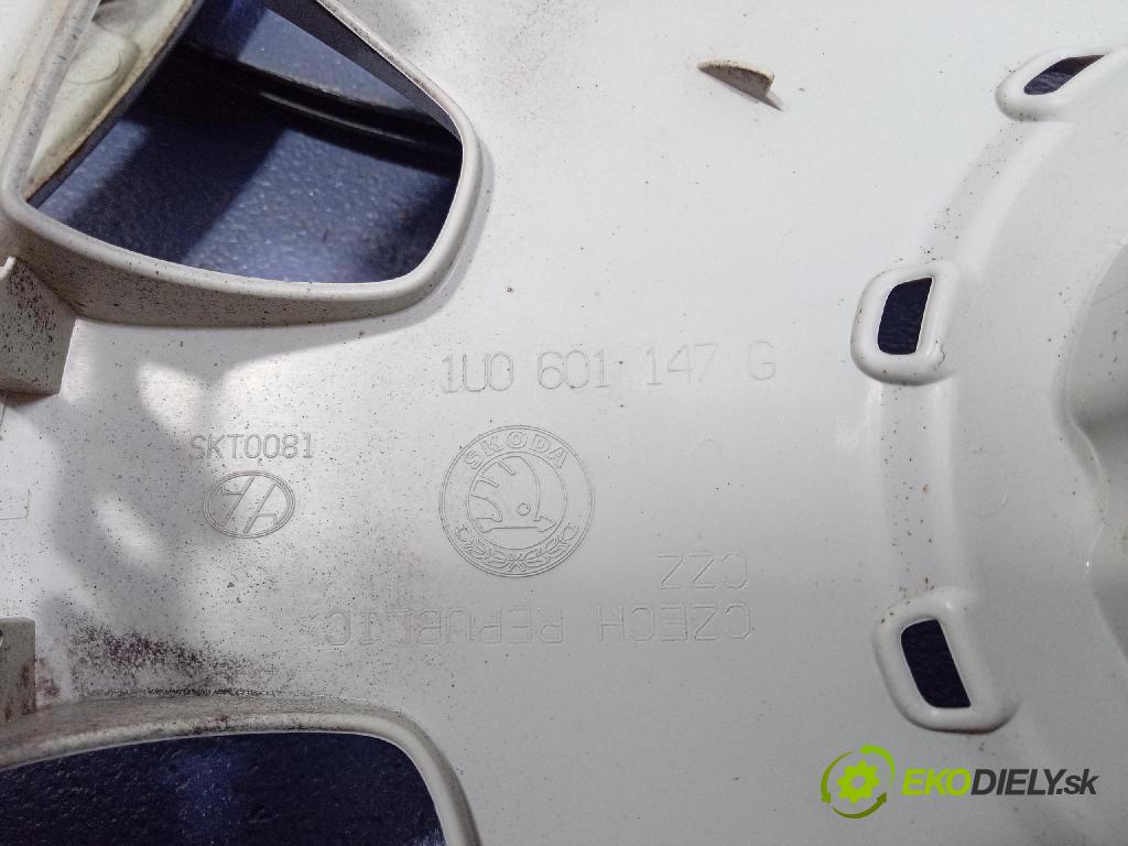 Skoda Octavia 2008 puklica kola: 1U0601147G