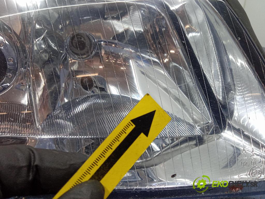 Audi A6 1999 světlo v pravo: 20-5377