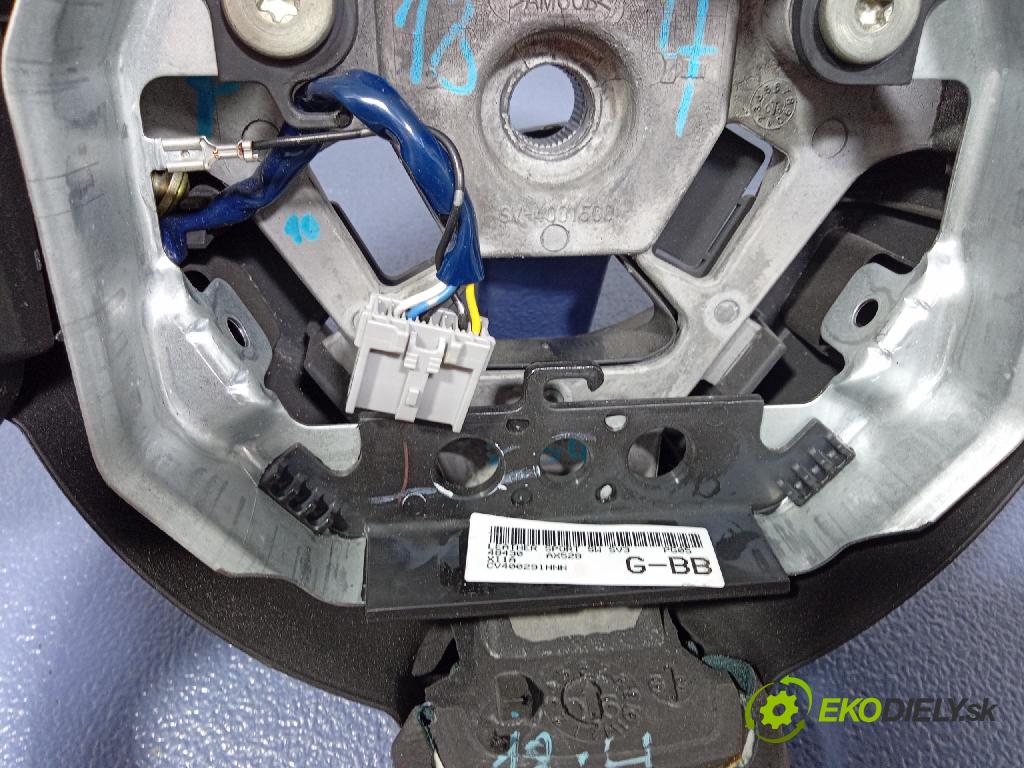 Nissan Micra 2006 volant 48430AX52B