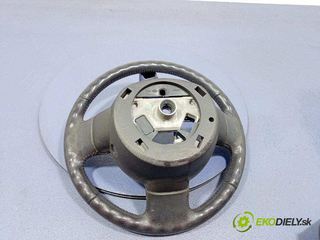 Nissan Micra 2006 volant 48430AX52B