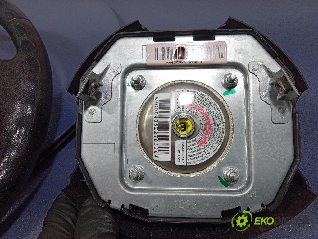 Nissan Micra 2006 volant 48430AX52B