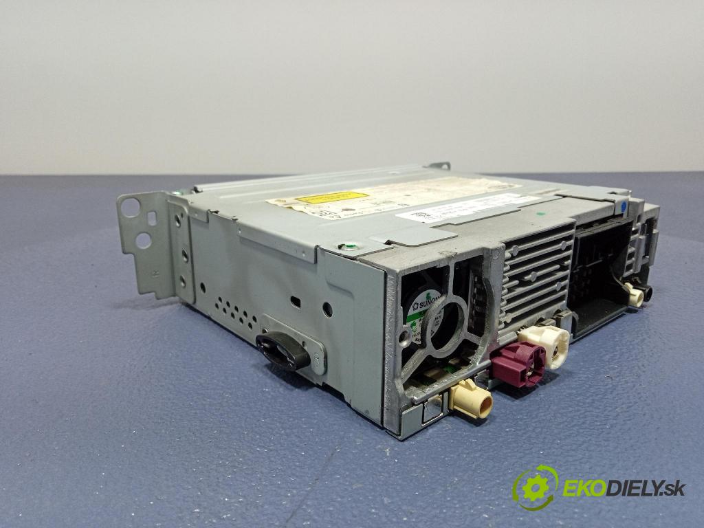 Bmw Seria 1 2014 Radio I Navigace: 9365855