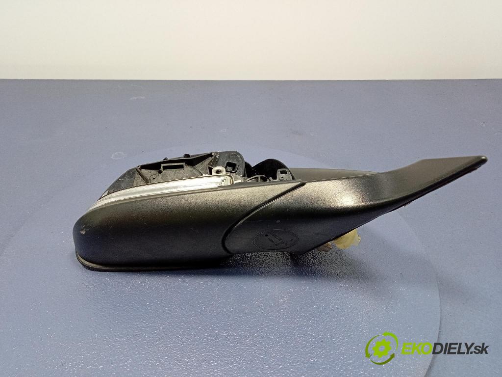 Bmw Seria 1 2014 zpětné zrcátko prave 7242690