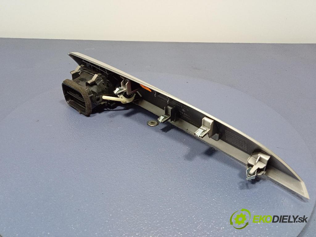 Bmw Seria 1 2014 lišta Dekoratívní: Uvnitř 9205364