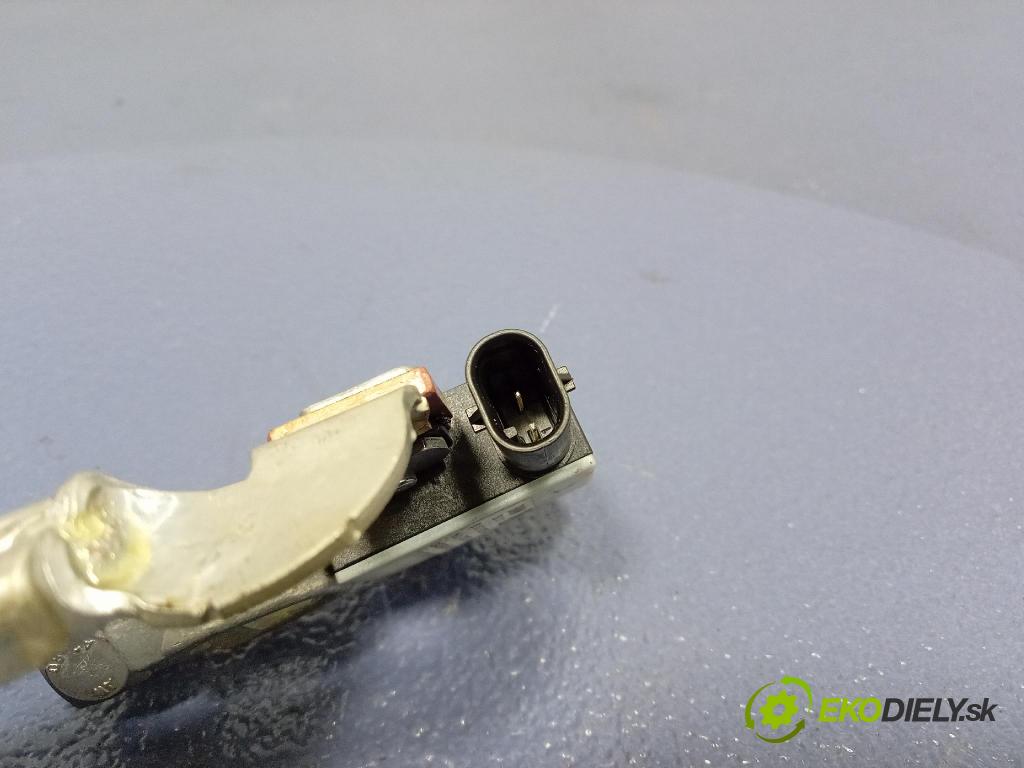 Bmw Seria 1 2014 instalace Elektrický: 9322900