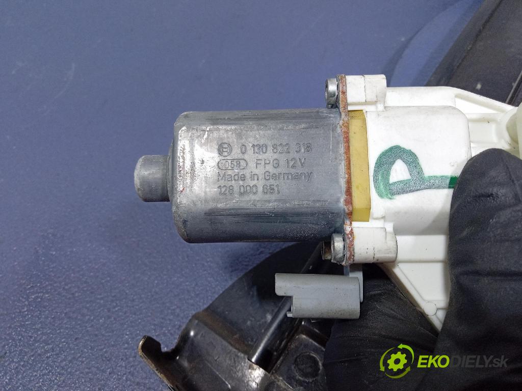 Nissan Micra 2006 mechanismus stahování Sklenka: před v pravo: 0130822318