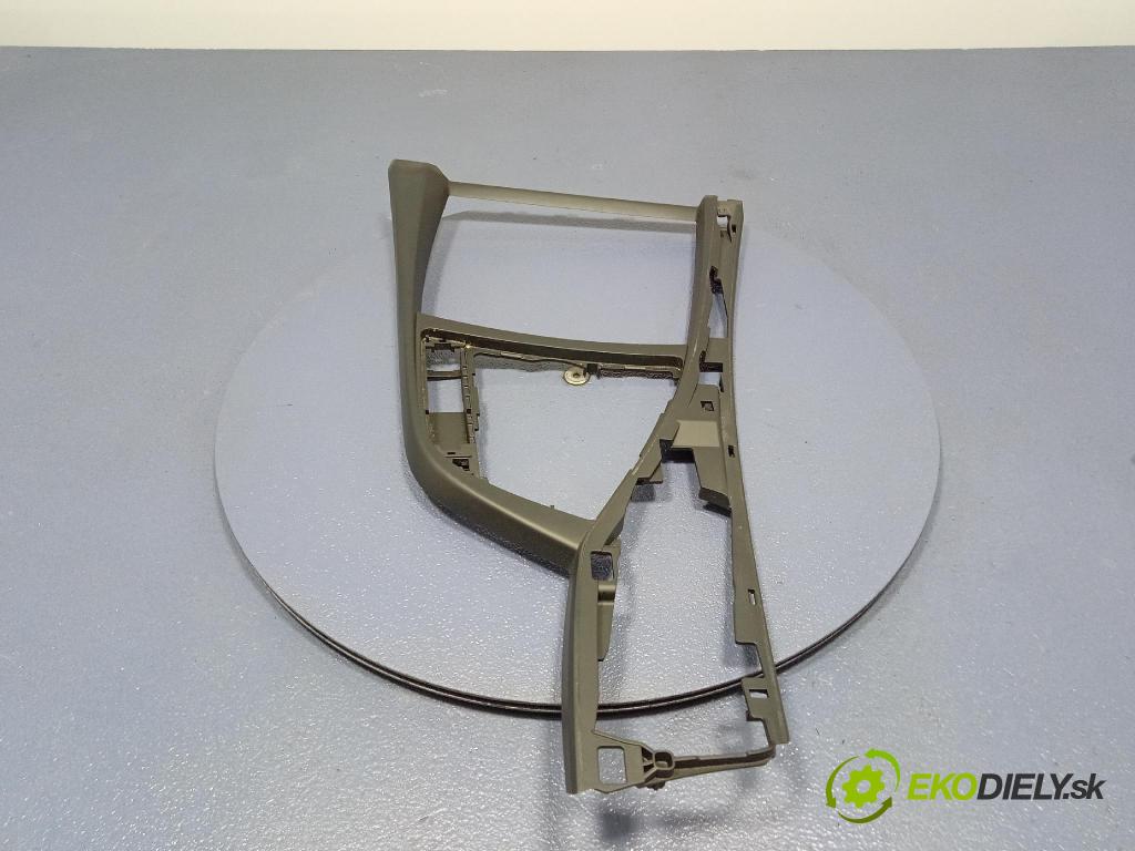 Bmw Seria 1 2014 lišta Dekoratívní: Uvnitř 9207313