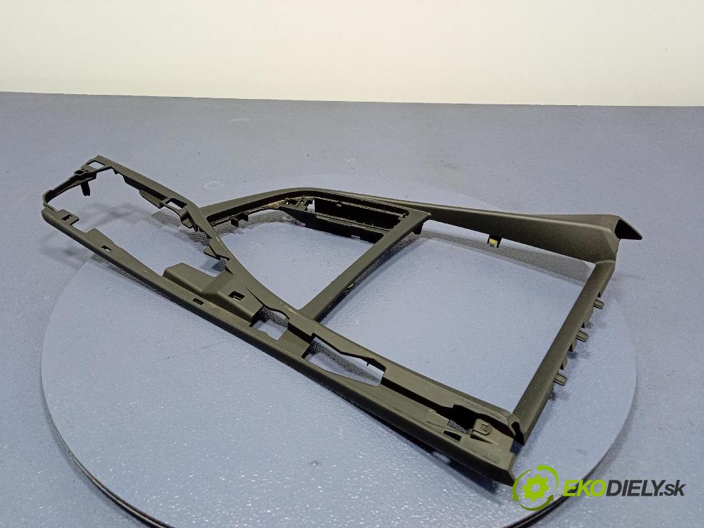 Bmw Seria 1 2014 lišta Dekoratívní: Uvnitř 9207313