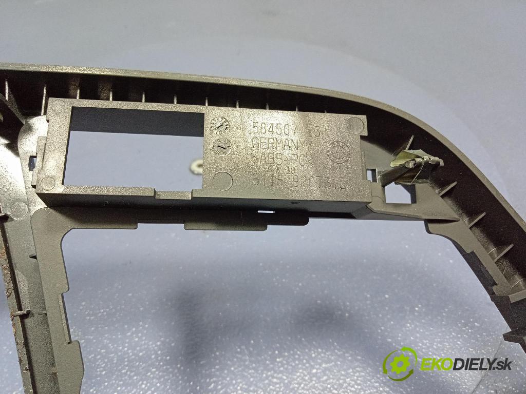 Bmw Seria 1 2014 lišta Dekoratívní: Uvnitř 9207313