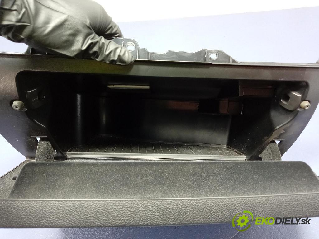 Bmw Seria 1 2014 kastlík 72758410