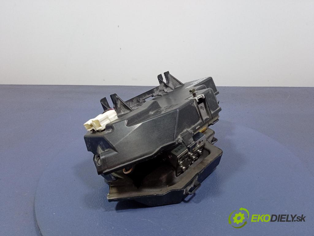 Nissan Micra 2006 čerpadlo Hydraulicky: 97091BC100