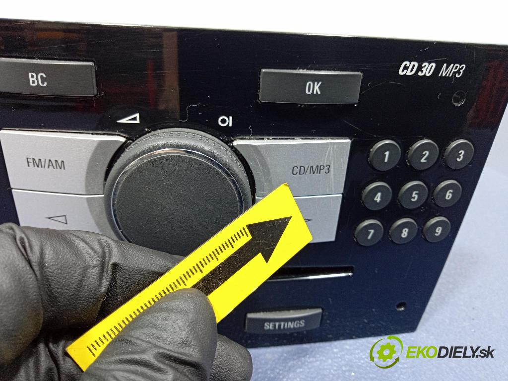 Opel Zafira 2011 Radio I Navigácia: 13357123