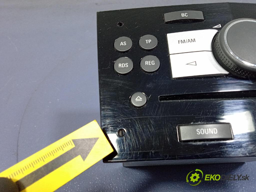 Opel Zafira 2011 Radio I Navigácia: 13357123