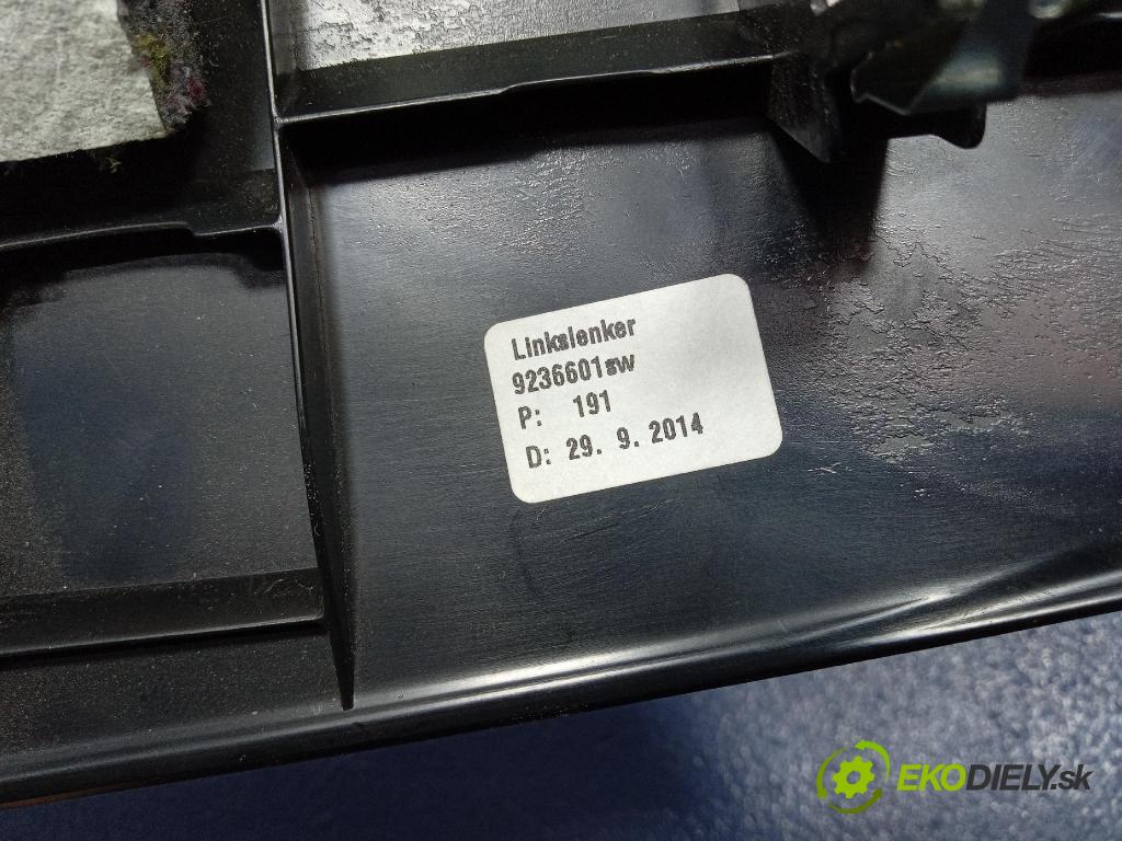 Bmw Seria 1 2014 kryt Plast: Interiéry: 9236601