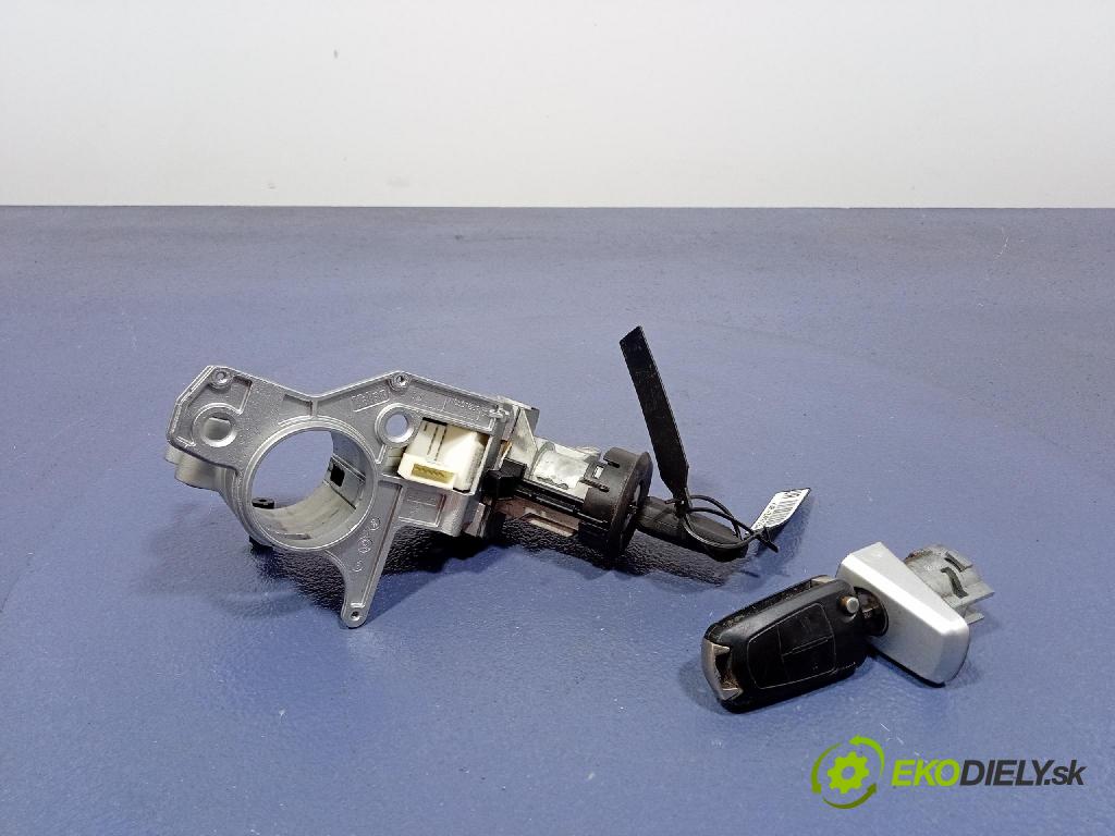 Opel Zafira 2011 riadiaca jednotka Motor: 55571557