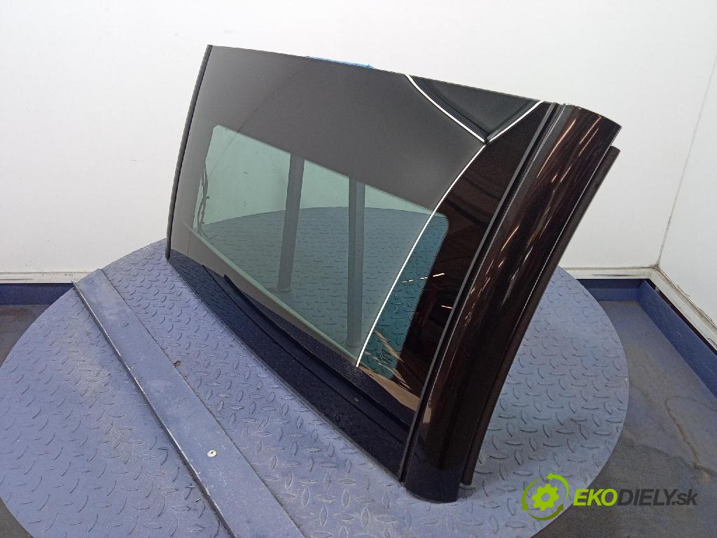 Nissan Micra 2006 strecha