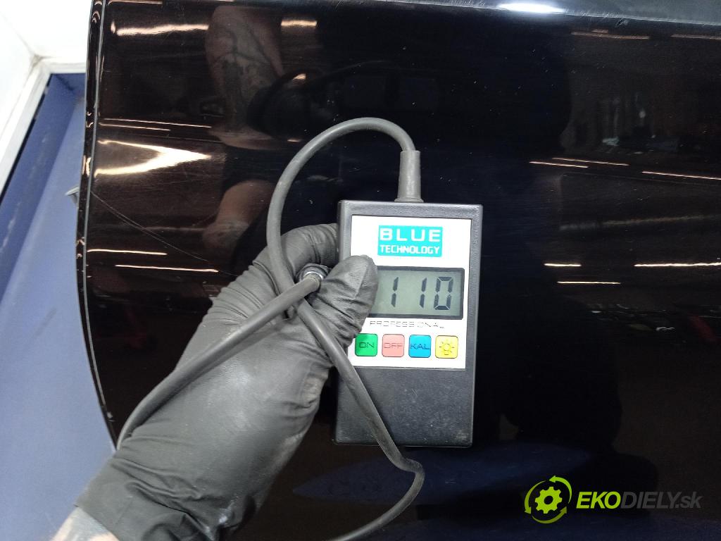 Bmw Seria 1 2014 dvere zad Vľavo: