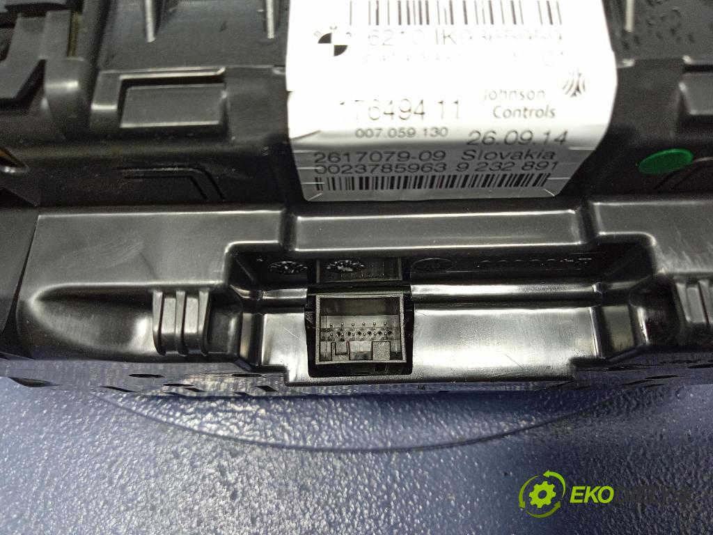 Bmw Seria 1 2014 prístrojovka/ budíky 9365959