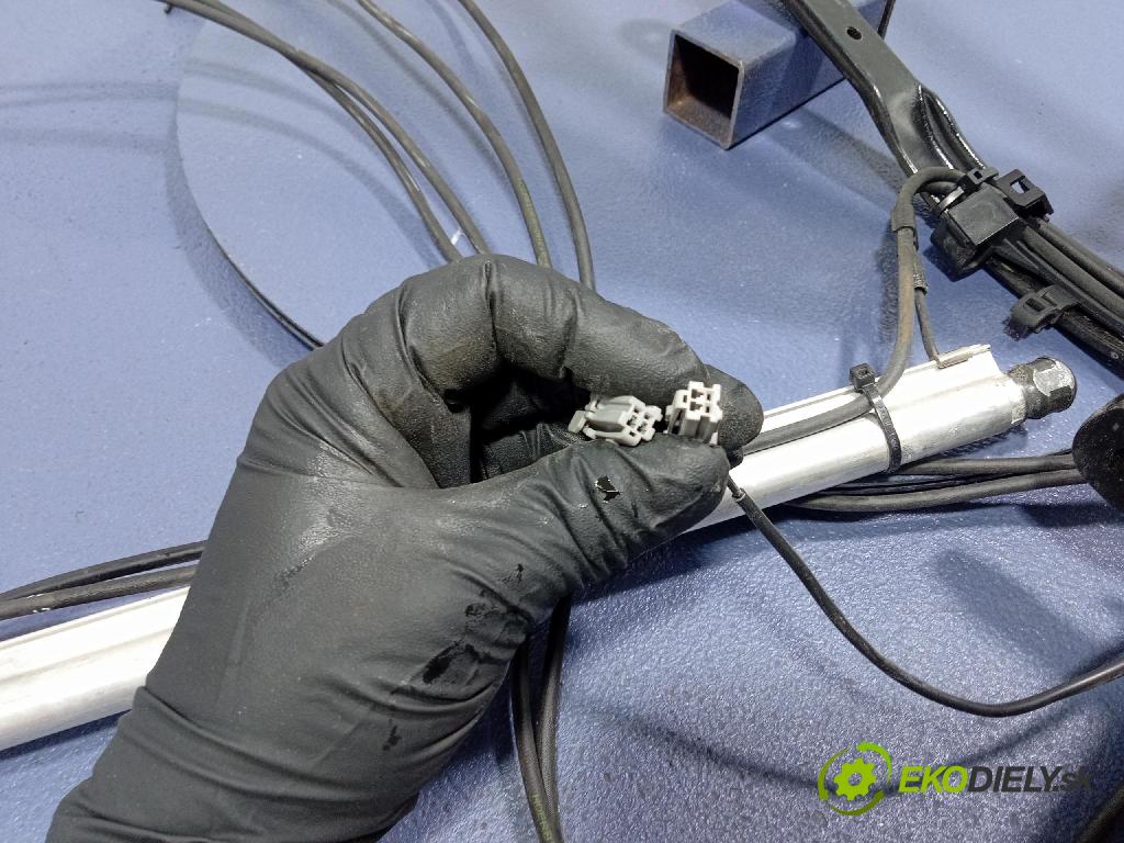 Nissan Micra 2006 Strecha: E11A402271