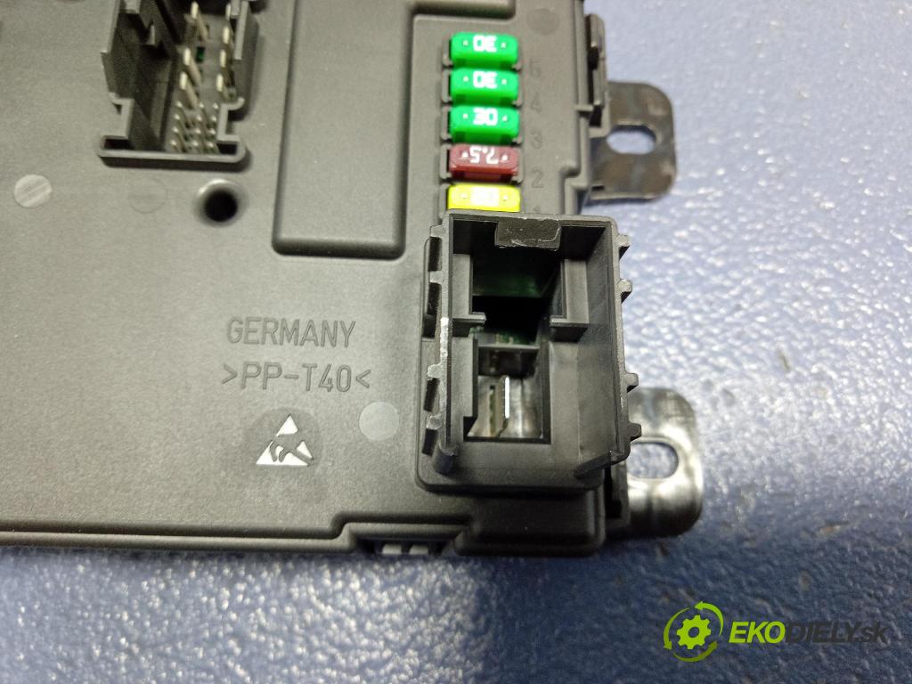 Bmw Seria 1 2014 riadiaca jednotka 9329700