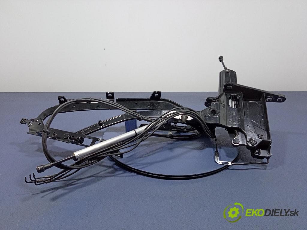 Nissan Micra 2006 strecha E11A402272