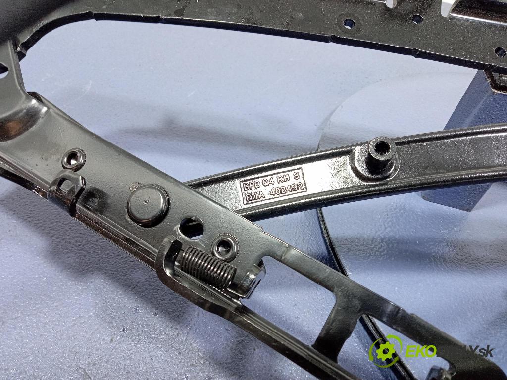 Nissan Micra 2006 strecha E11A402272