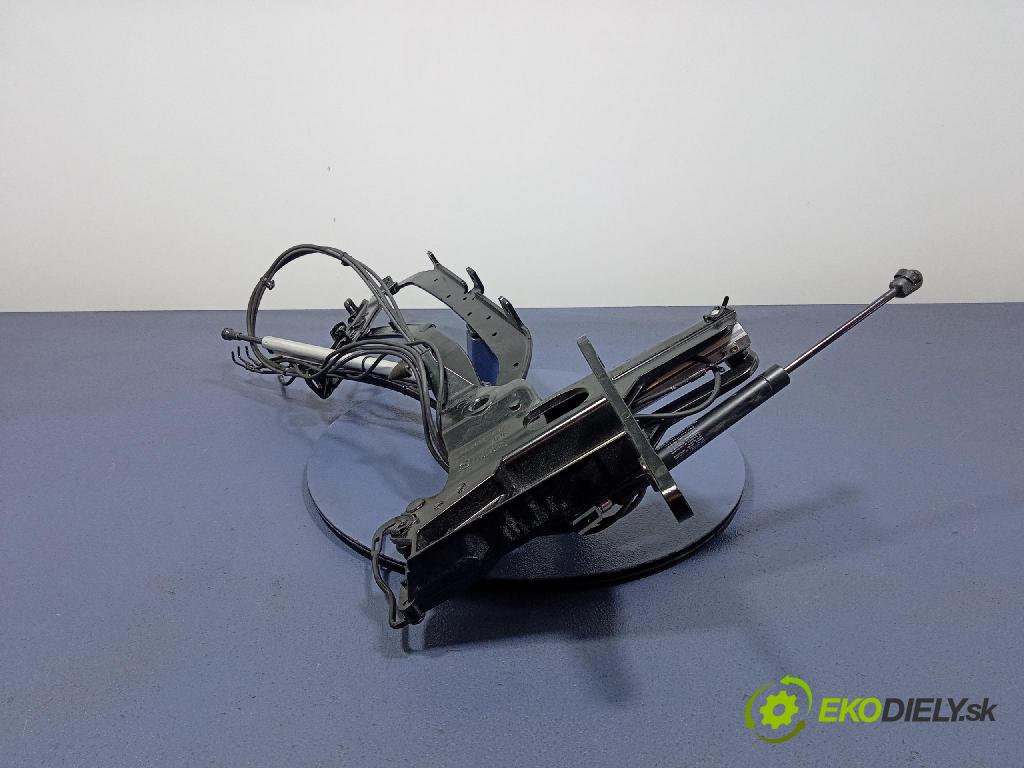 Nissan Micra 2006 Strecha: E11A402272