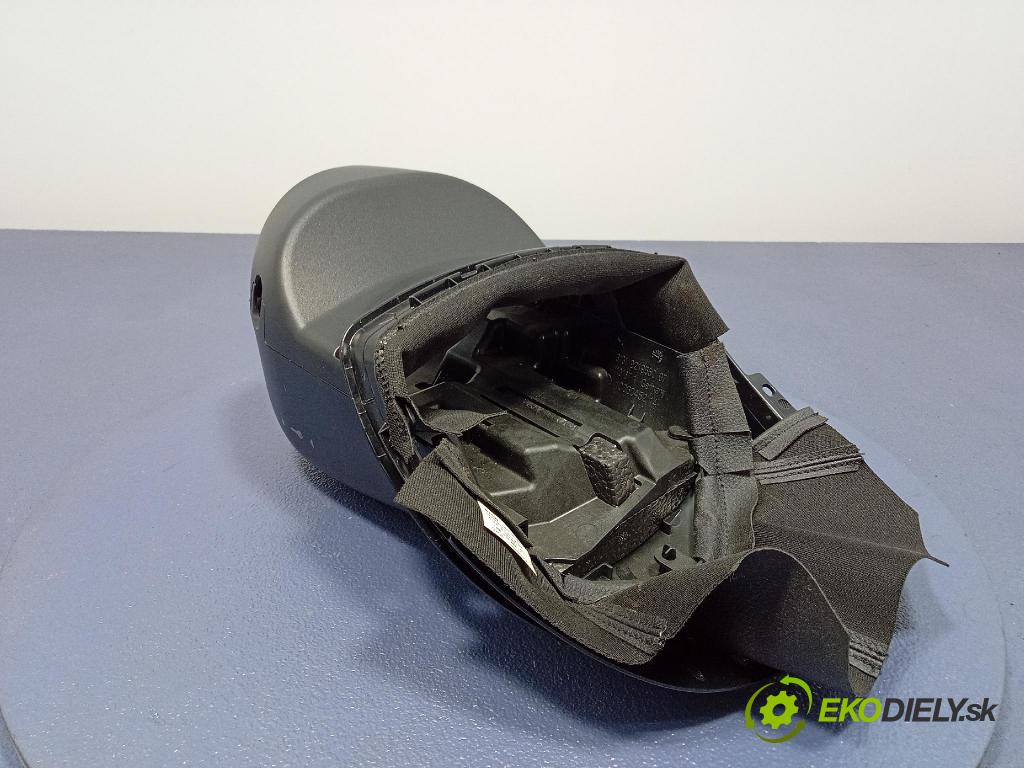 Bmw Seria 1 2014 kryt Plast: Interiéry: 9219550