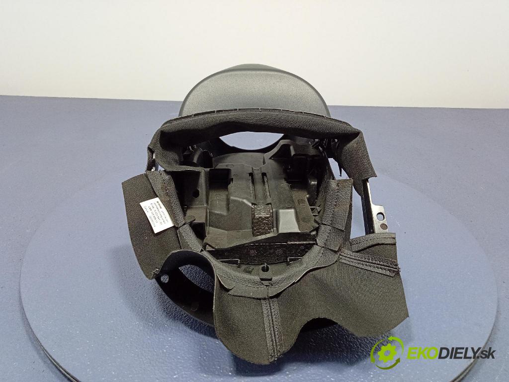 Bmw Seria 1 2014 kryt Plast: Interiéry: 9219550