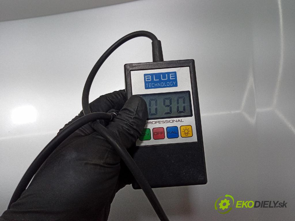 Opel Vectra 2006 kapota přední: