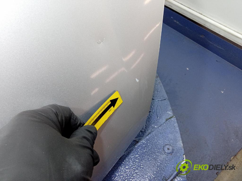 Opel Vectra 2006 kapota přední: