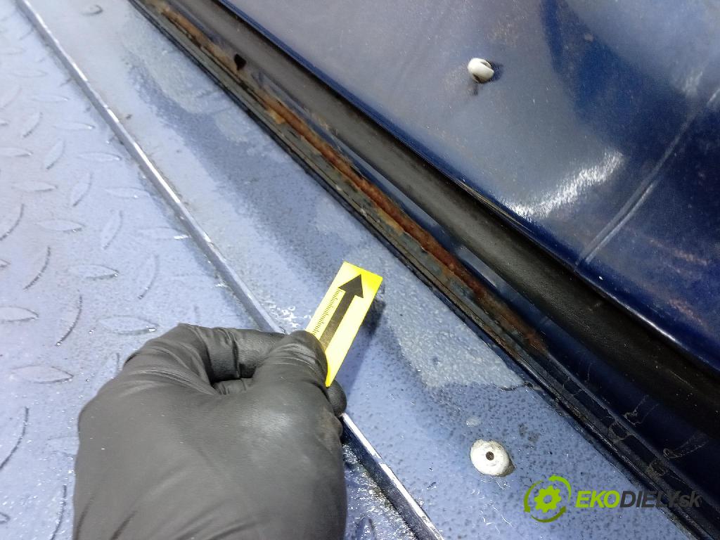 Hyundai Tucson 2004 dvere Predné Vľavo: 