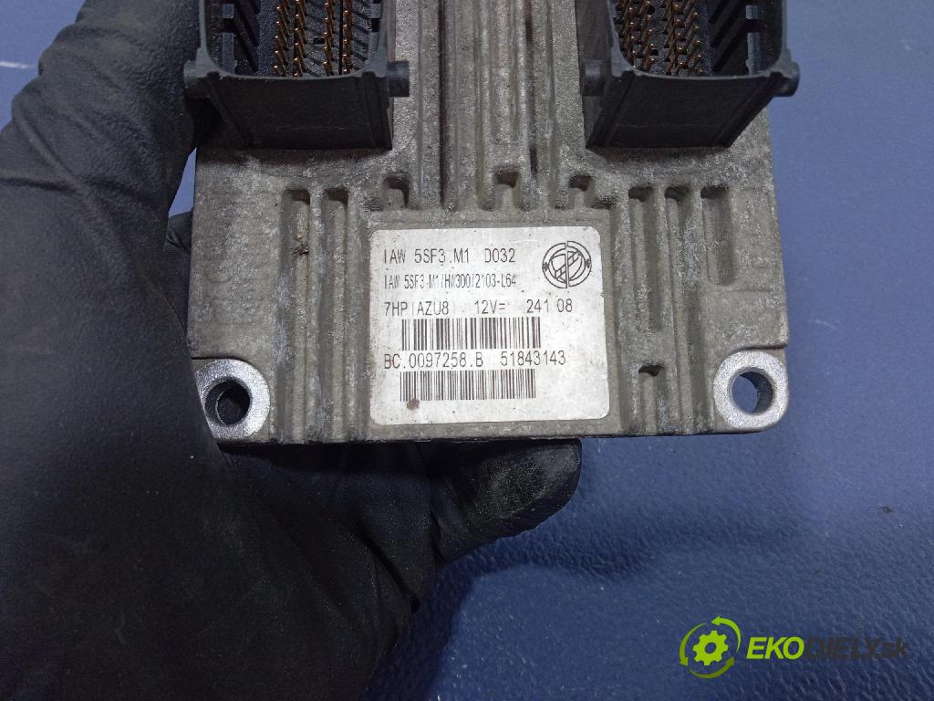 Fiat Punto 2008 řídící jednotka Motor: 51843143