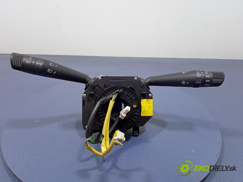 Fiat Punto 2008 prepínač Komplex: 073552131300