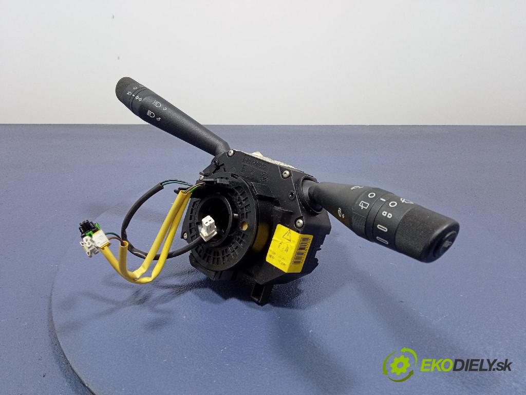 Fiat Punto 2008 prepínač Komplex: 073552131300