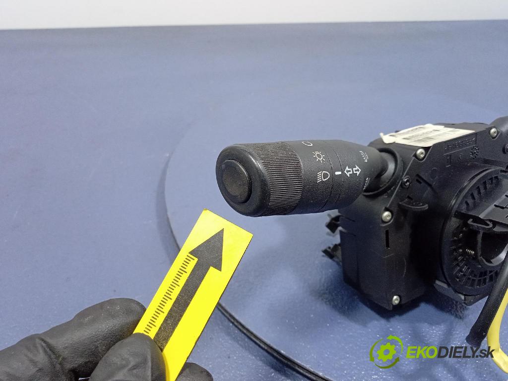 Fiat Punto 2008 prepínač Komplex: 073552131300