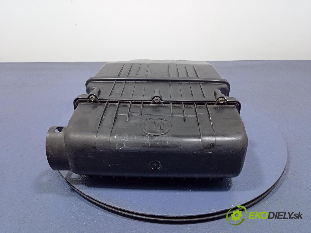 Fiat Punto 2008 obal Filtre: Vzduch: 51773400