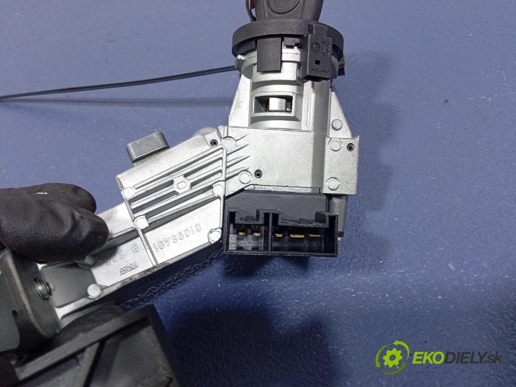 Fiat Punto 2008 Spínač zapaľovania: 51813197