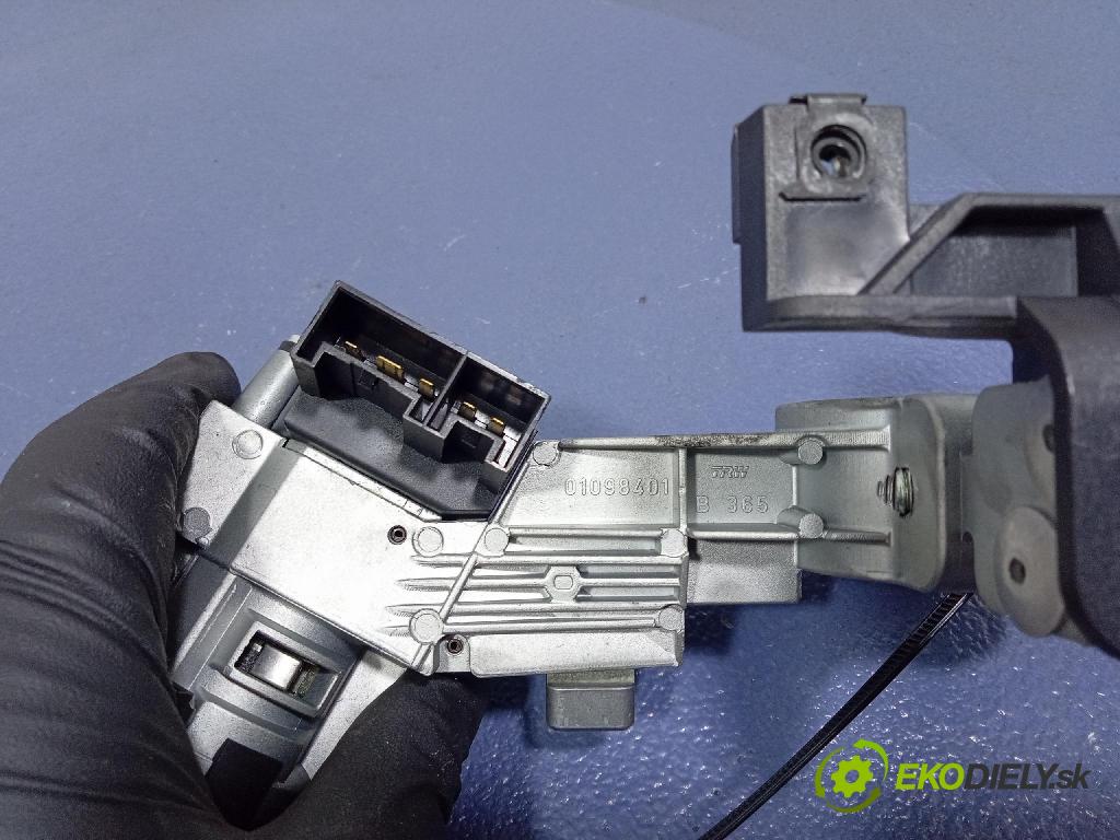 Fiat Punto 2008 Spínač zapaľovania: 51813197