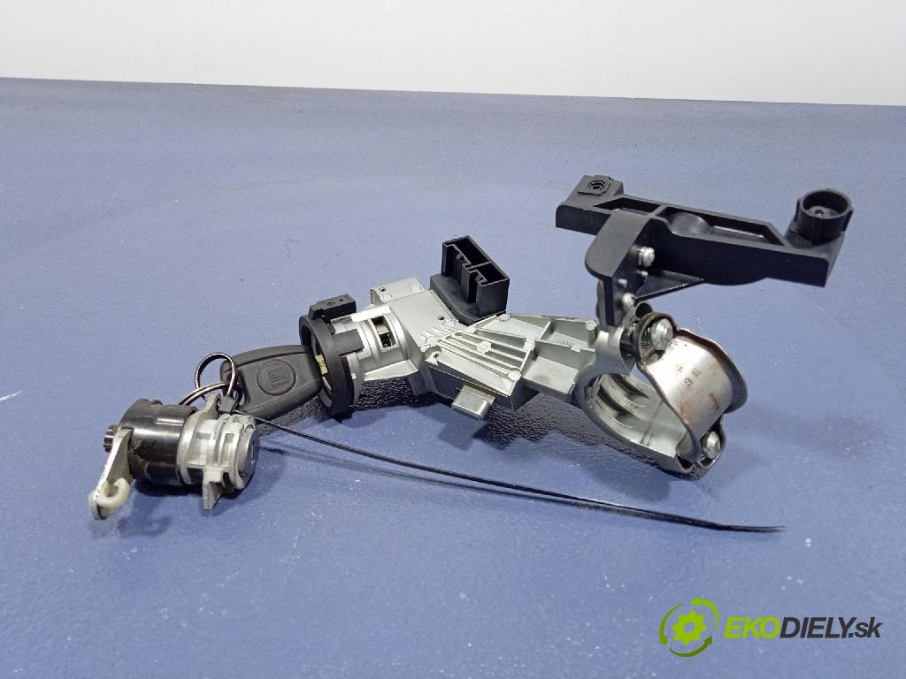 Fiat Punto 2008 Spínač zapalování. 51813197