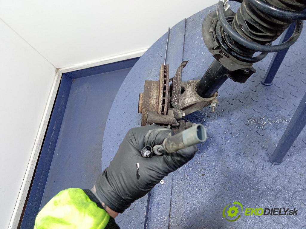 Bmw Seria 1 2014 McPerson: Vľavo: 6862171