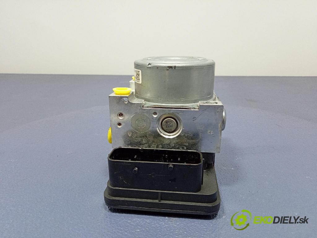 Bmw Seria 1 2014 čerpadlo ABS x 6868638