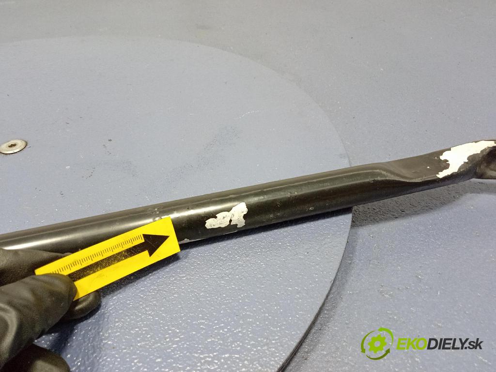 Bmw Seria 1 2014 výstuha Predné: / pas predný 7245789