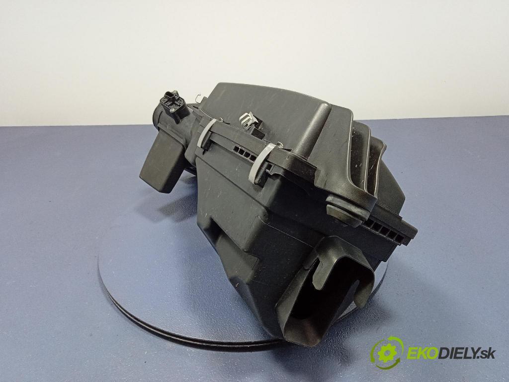 Bmw Seria 1 2014 obal Filtre: Vzduch: 7597582