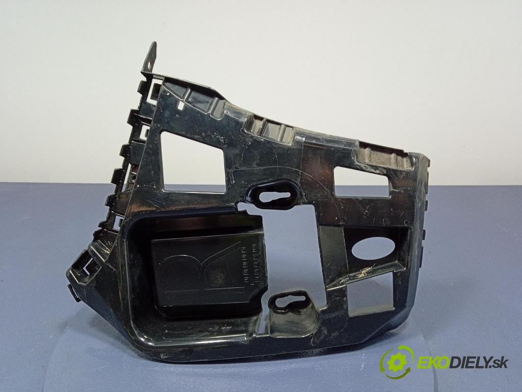 Bmw Seria 1 2014 Upevnenie: narazník 7240956