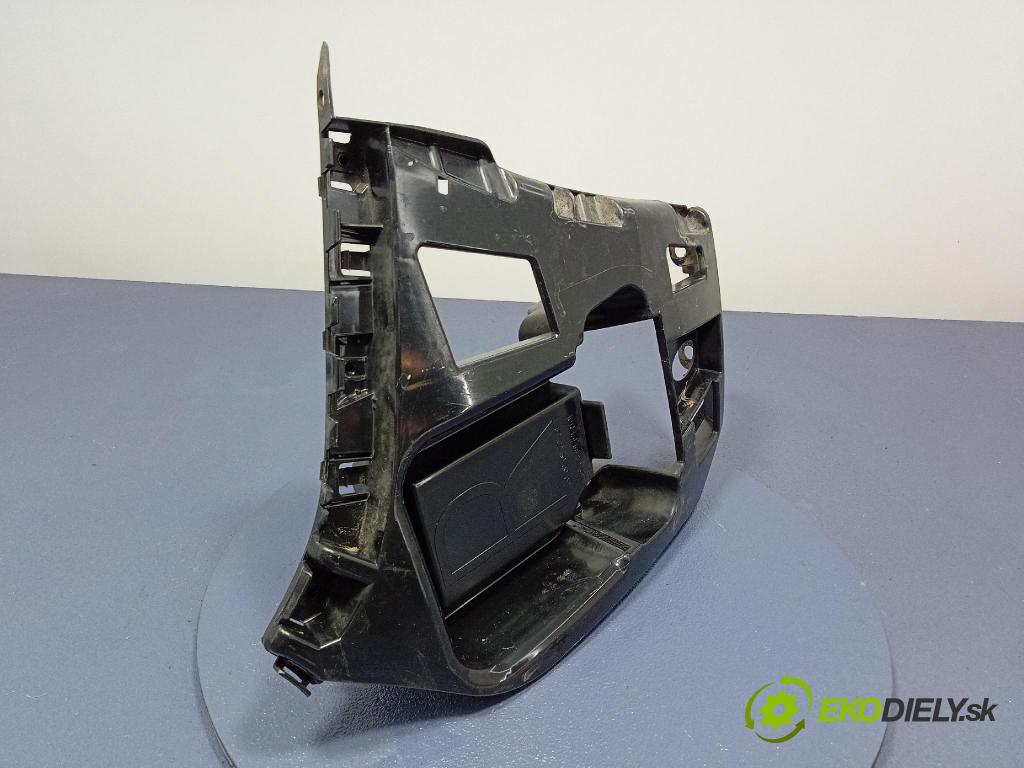 Bmw Seria 1 2014 Upevnenie: narazník 7240956