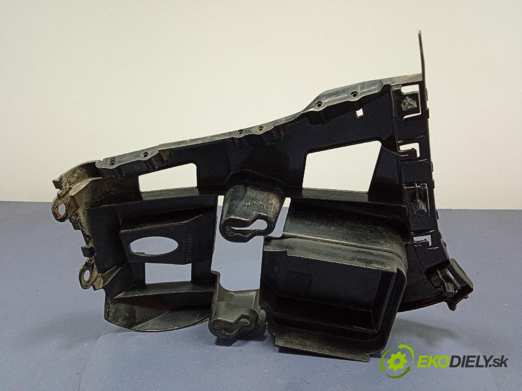 Bmw Seria 1 2014 Upevnenie: narazník 7240956