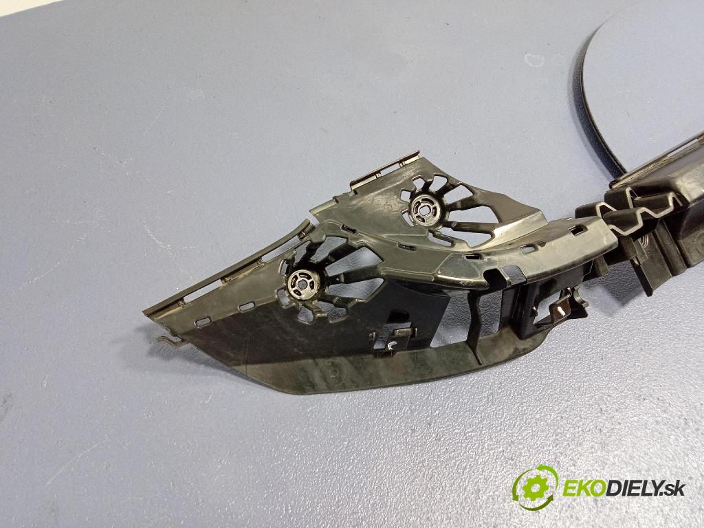 Bmw Seria 1 2014 Upevnenie: narazník 7240953