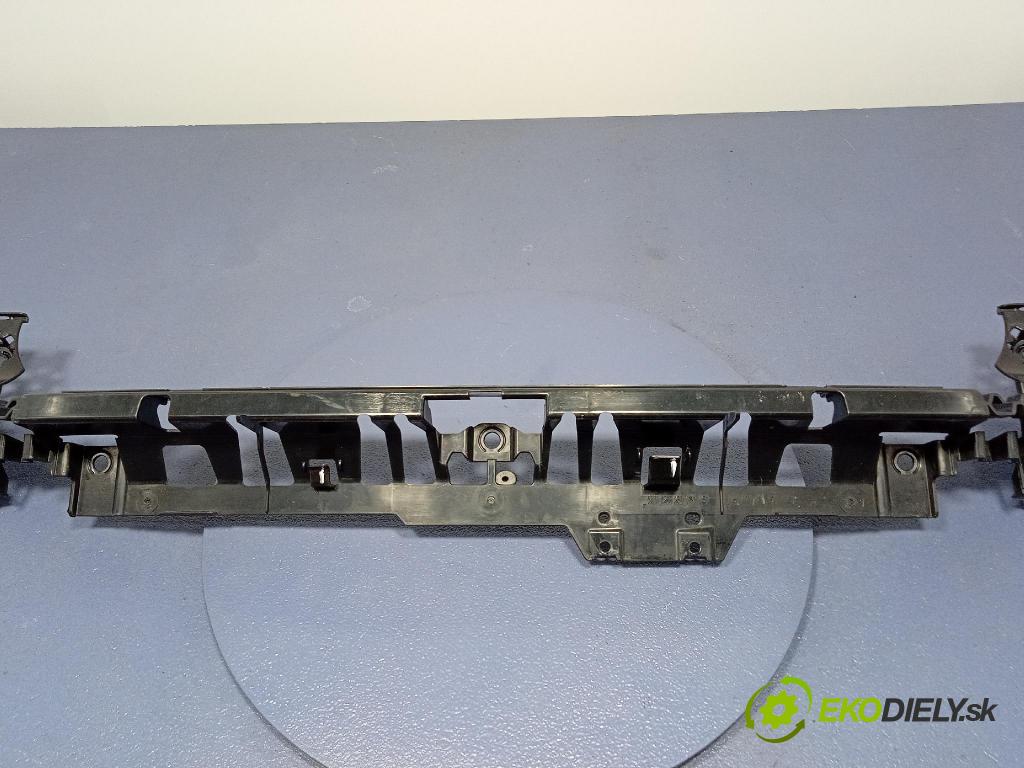 Bmw Seria 1 2014 Upevnenie: narazník 7240953